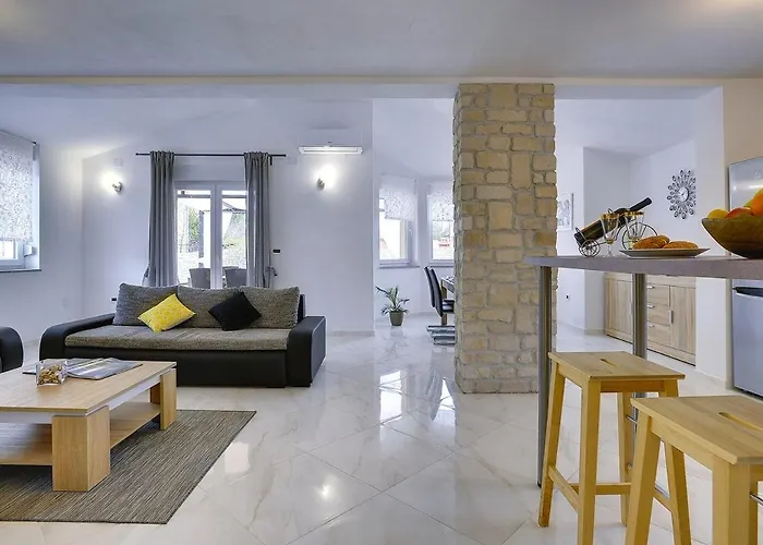 Rudy 빌라 스틴잔